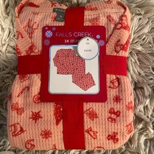 Falls Creek Pajama Set 2X